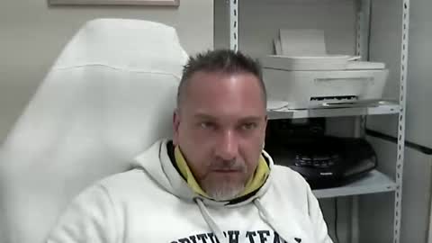 Snapshot of olimpio1230 chatting on 02.25.25 olimpio1230 online show from 02.25.25