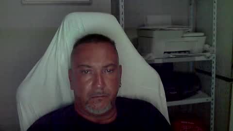 Snapshot of olimpio1230 chatting on 09.19.25 olimpio1230 online show from 09.19.25