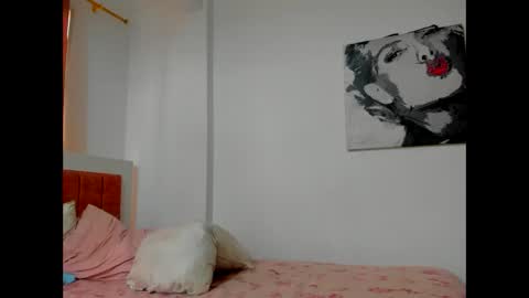 olivahot30 online show from 12.29.24