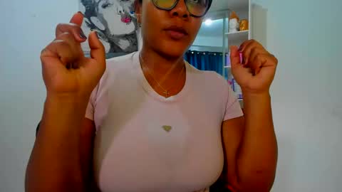 olivahot30 online show from 09.11.25