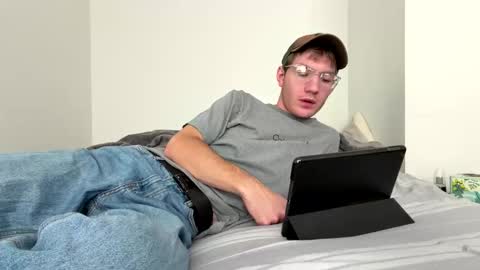 Oliver Beck online show from 10.19.25