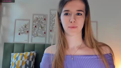 Snapshot of olivia_7 chatting on 02.22.25 Olivia online show from 02.22.25