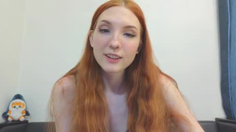 Snapshot of olivia_rid chatting on 12.11.24 OLIVIA online show from 12.11.24