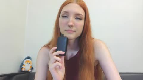 Snapshot of olivia_rid chatting on 12.12.24 OLIVIA online show from 12.12.24