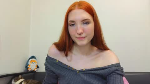 Snapshot of olivia_rid chatting on 12.26.24 OLIVIA online show from 12.26.24