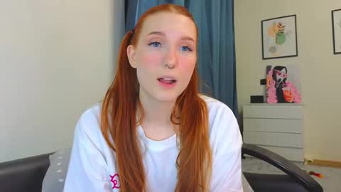 Snapshot of olivia_rid chatting on 03.08.25 OLIVIA online show from 03.08.25