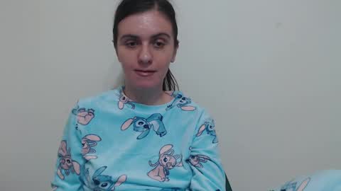 Snapshot of oliviasager chatting on 01.02.25 Mistress Olivia online show from 01.02.25