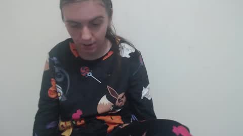 Snapshot of oliviasager chatting on 01.12.25 Mistress Olivia online show from 01.12.25