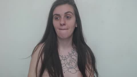 Snapshot of oliviasager chatting on 02.22.25 Mistress Olivia online show from 02.22.25