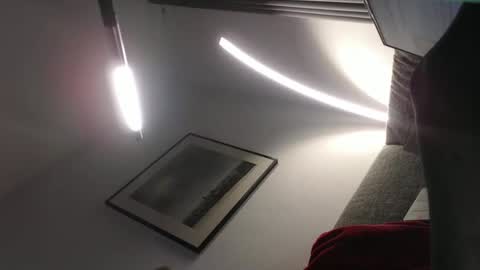 Snapshot of olli_5 chatting on 02.16.25 olli_5 online show from 02.16.25