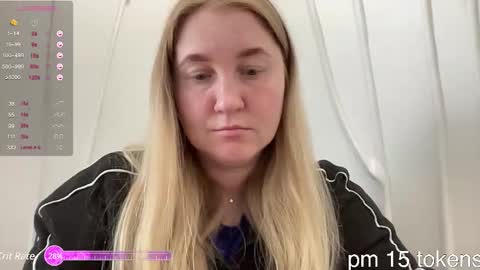 Snapshot of ollydoll chatting on 12.22.24 OllyDoll online show from 12.22.24