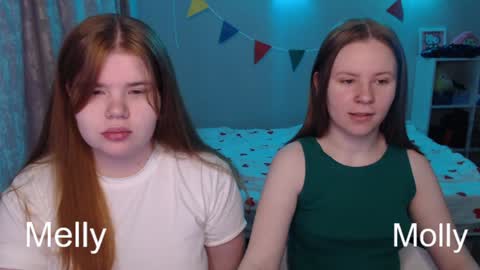 Snapshot of omellyoo chatting on 01.07.25 MellY online show from 01.07.25