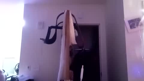 Snapshot of opalockajoe chatting on 01.02.25 TsJojo online show from 01.02.25