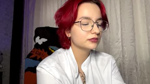 Thea online show from 10.18.25