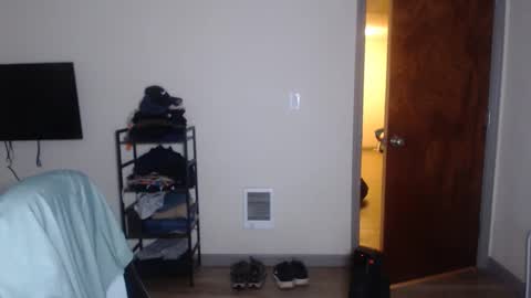 Snapshot of oregon87 chatting on 11.04.25 The Oregon Lumberjack online show from 11.04.25