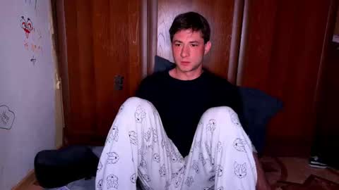 Snapshot of origamicat chatting on 09.12.25 origamicat online show from 09.12.25