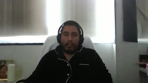 Snapshot of oscaryn_martell chatting on 09.21.25 oscaryn_martell online show from 09.21.25