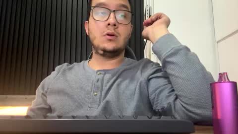 Snapshot of osomalicioso chatting on 11.05.25 juan online show from 11.05.25