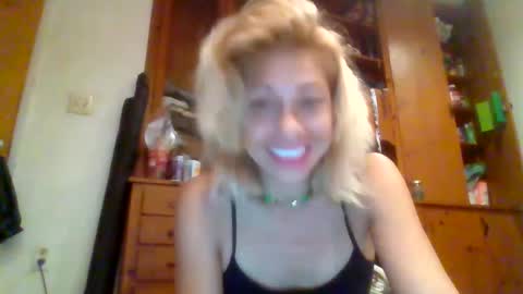 Snapshot of otherroomladycc chatting on 09.26.25 otherroomladycc online show from 09.26.25