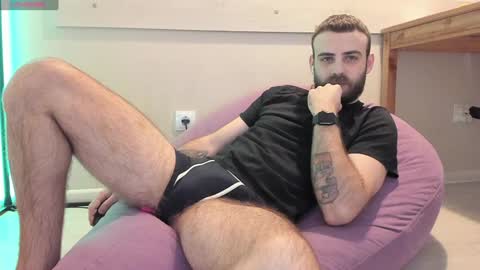 Snapshot of otishairy chatting on 01.23.25 Otis online show from 01.23.25