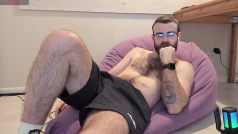 Snapshot of otishairy chatting on 01.27.25 Otis online show from 01.27.25