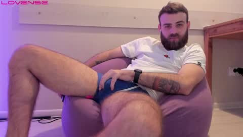 Snapshot of otishairy chatting on 03.06.25 Otis online show from 03.06.25