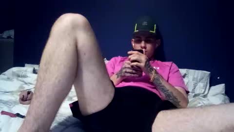 Snapshot of owen162462 chatting on 10.02.25 Owen kayz online show from 10.02.25