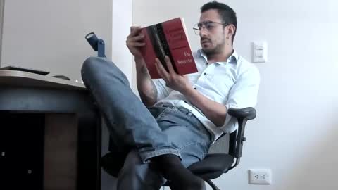 Snapshot of pablo_rincon95 chatting on 01.12.25 pablo rincon95 online show from 01.12.25