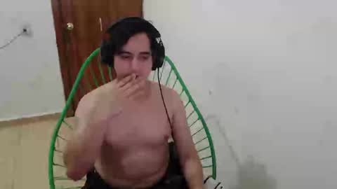 Snapshot of pablomingo chatting on 09.10.25 pablomingo online show from 09.10.25