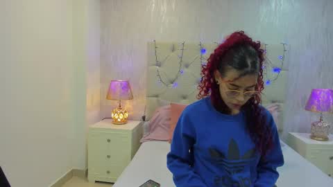 Snapshot of pamelamiler_ chatting on 09.16.25 TELL ME PAMELLA AND GIVE ME A GOOD GRADE ITS IMPORTANT online show from 09.16.25