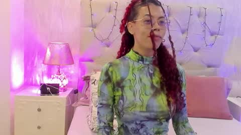 Snapshot of pamelamiler_ chatting on 10.18.25 TELL ME PAMELLA AND GIVE ME A GOOD GRADE ITS IMPORTANT online show from 10.18.25