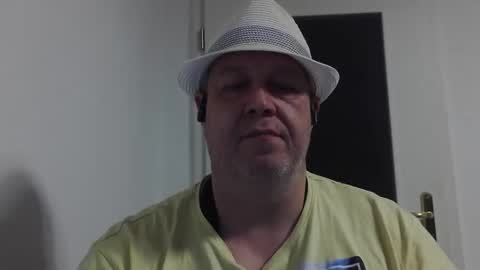 Snapshot of para3214 chatting on 11.17.25 para3214 online show from 11.17.25