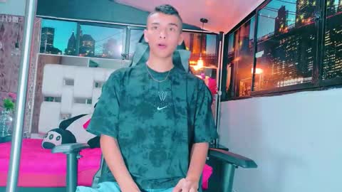 Snapshot of patrick_naughty1 chatting on 10.25.25 patrick_naughty1 online show from 10.25.25