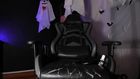 Snapshot of patricksherman chatting on 10.30.25 Patrick sherman online show from 10.30.25