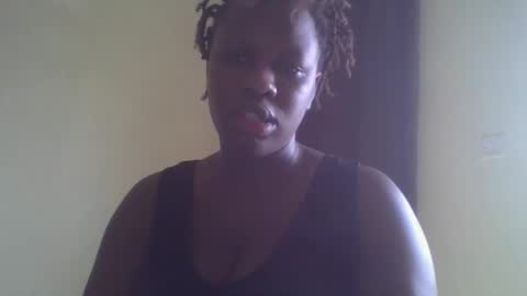 Snapshot of pattiekee chatting on 12.11.24 pk online show from 12.11.24