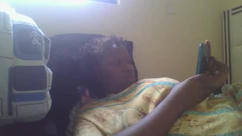 Snapshot of pattiekee chatting on 12.13.24 pk online show from 12.13.24