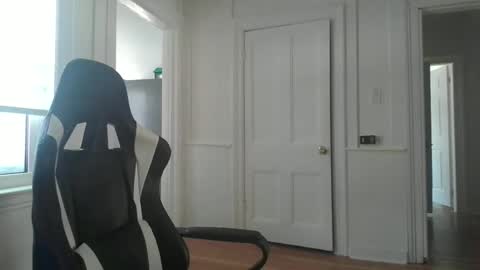 Snapshot of paul9333 chatting on 02.01.25 shy online show from 02.01.25