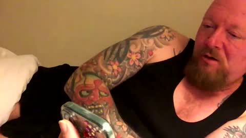 Snapshot of paulyb445 chatting on 10.29.25 paulyb445 online show from 10.29.25