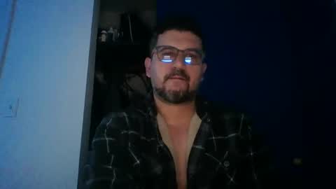 Snapshot of pawgpusslover chatting on 02.01.25 pawgpusslover online show from 02.01.25