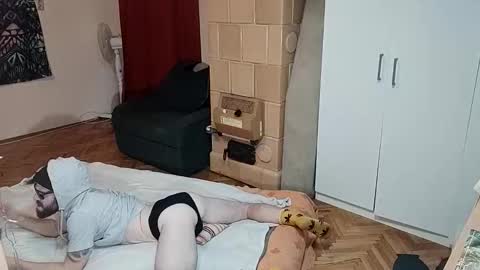 Snapshot of peacefulness93 chatting on 10.08.25 peacefulness93 online show from 10.08.25