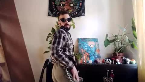 Snapshot of peacefulness93 chatting on 10.23.25 peacefulness93 online show from 10.23.25