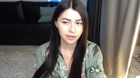 Snapshot of peach__rose_ chatting on 12.03.24 Sophia online show from 12.03.24