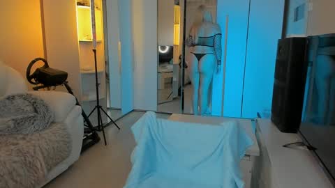 Snapshot of peachju1cy chatting on 01.19.25 peachju1cy online show from 01.19.25