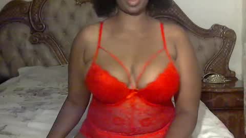 Snapshot of pearassmmm chatting on 12.26.24 pearassmmm online show from 12.26.24