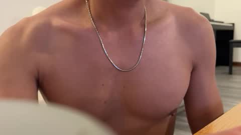 Snapshot of pegasus766152 chatting on 11.04.25 pegasus766152 online show from 11.04.25