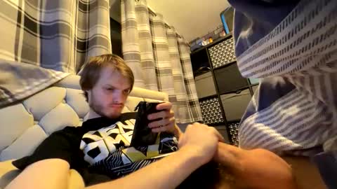 Snapshot of penguin666778 chatting on 09.17.25 Penguin online show from 09.17.25