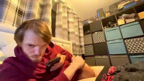 Snapshot of penguin666778 chatting on 10.02.25 Penguin online show from 10.02.25