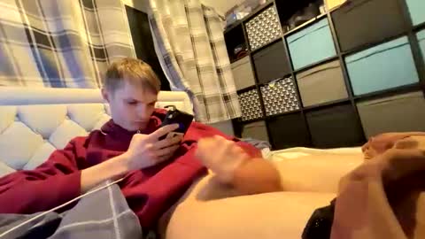 Snapshot of penguin666778 chatting on 10.30.25 Penguin online show from 10.30.25