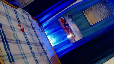 Snapshot of perfect_angel69 chatting on 01.21.25 call me angel online show from 01.21.25