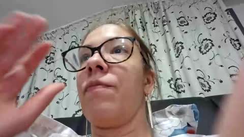 Snapshot of pervygirl69 chatting on 12.27.24 Lisa - online show from 12.27.24